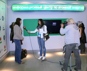 Фото к В гостях центра - чемпионка мира по шахматам Александра Костенюк