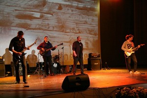 Фото к Семь тысяч жителей вышли на экологическую акцию «Сделаем вместе»