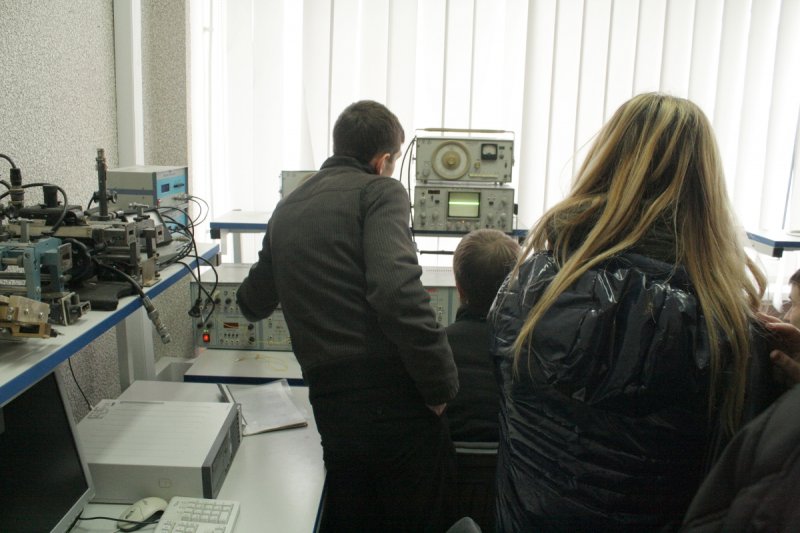 Фото к Десятиклассники гимназии № 1 г. Советска посетили  физико-технический факультет БФУ им. Канта 