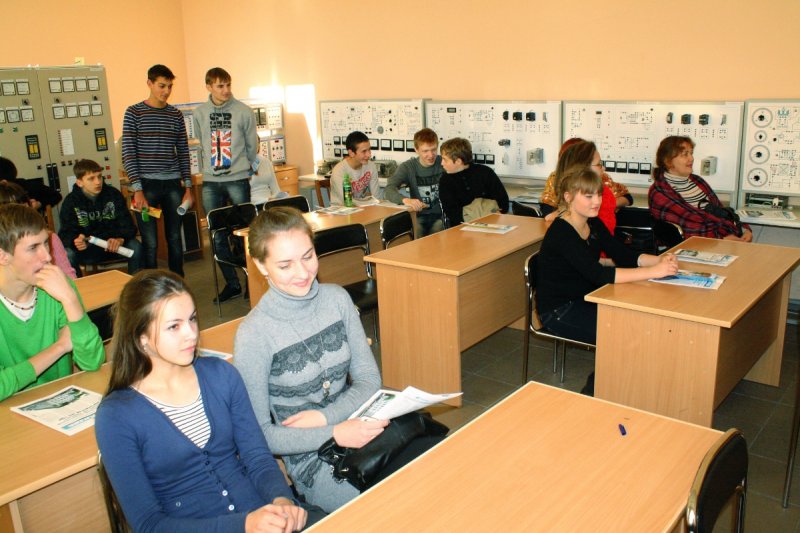 Фото к Путешествие в мире технологий