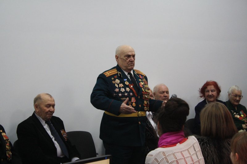 Фото к Калининградские ветераны рассказали школьникам о вкладе советских ученых в победу в ВОВ