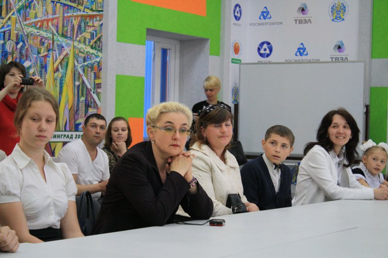 Фото к В Калининграде наградили региональных призеров конкурса «Мой атом»