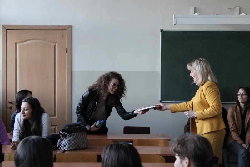 Фото к Более 500 наших земляков стали первыми участниками Фестиваля науки «Грани будущего: рисует Калининград»