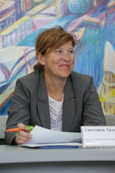 Фото к Около 4000 калининградцев стали участниками Фестиваля популярной науки «Грани будущего: рисует Калининград»