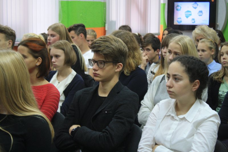 Фото к «Многообразие мира профессий»